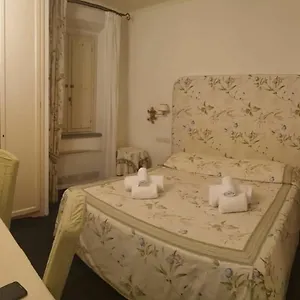 3* Bed & Breakfast Relais Dei Fiori Dimora D'epoca