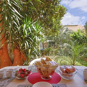 Cristina Garden Pise