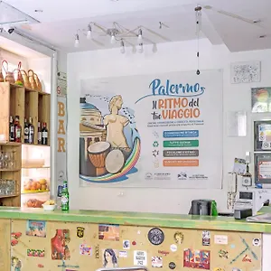 A Casa Di Amici Albergue Palermo